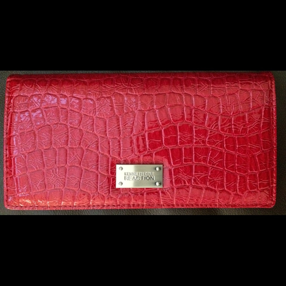 🛑Final $ drop Kenneth Cole red (Imperfect) wallet